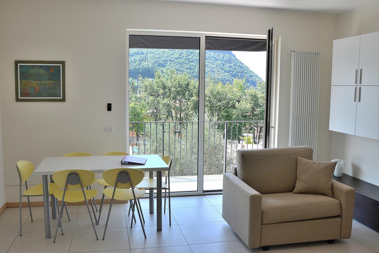 Ca Gardesana With Pool Villa Exterior photo