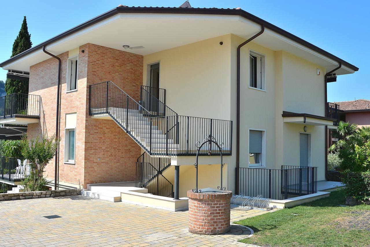 Ca Gardesana With Pool Villa Exterior photo