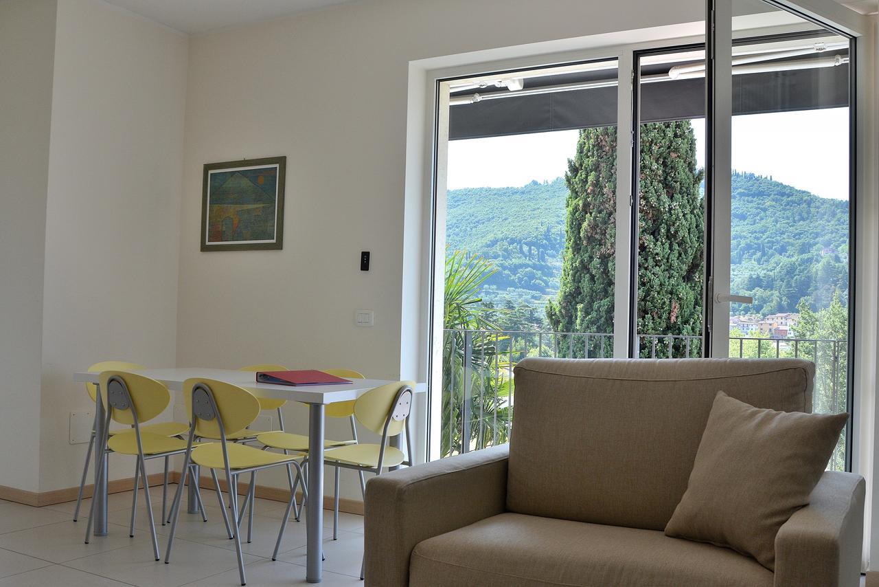 Ca Gardesana With Pool Villa Exterior photo